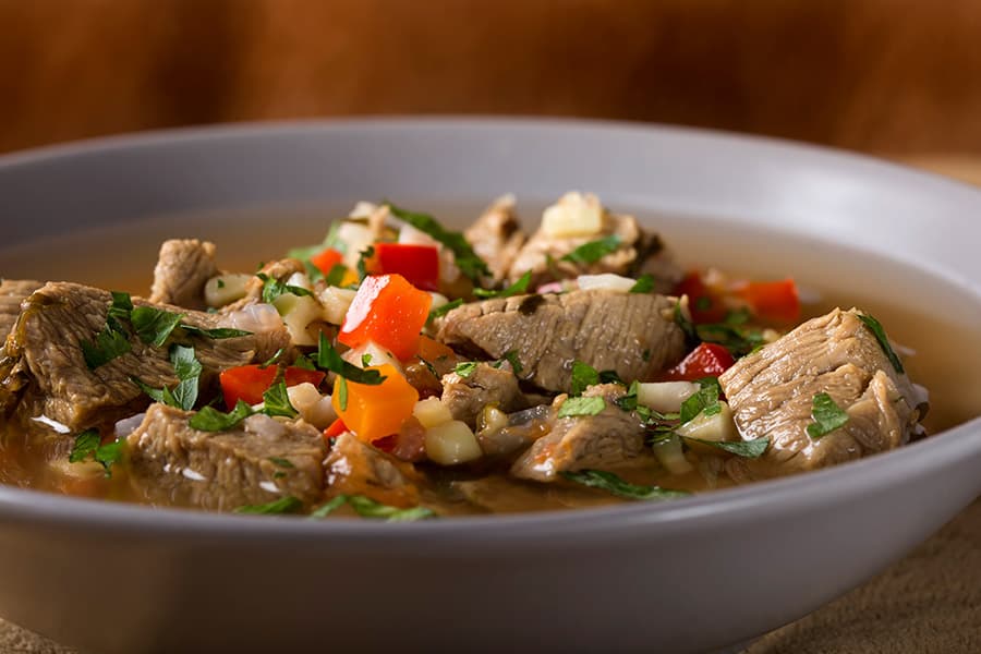 Bucătăreasă la domiciliu – Mâncare gătită, platouri petreceri private