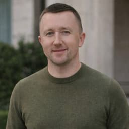 Profilul lui Andrei Radu T