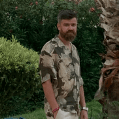 Sorin T poza de pe Taskuri.ro