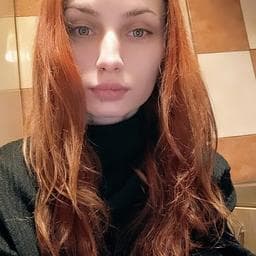 Alina C poza de pe Taskuri.ro