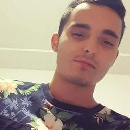 Radu A poza de pe Taskuri.ro