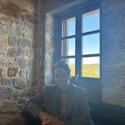 Ana-maria C poza de pe Taskuri.ro