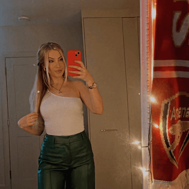 Valentina A poza de pe Taskuri.ro