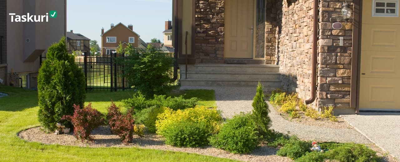 Locuri de muncă Curte